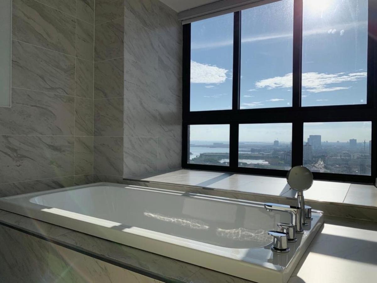 Imperio,res - Cozy -- Location -- Dual View Apartment