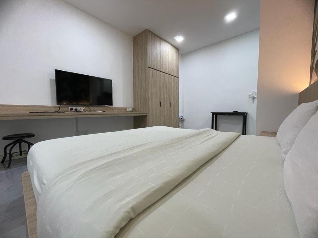 Imperio,res - Cozy -- Location -- Dual View Malacca